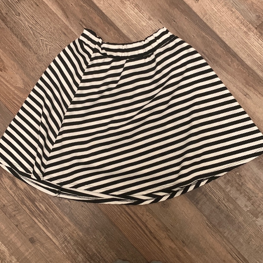 Stripped skirt